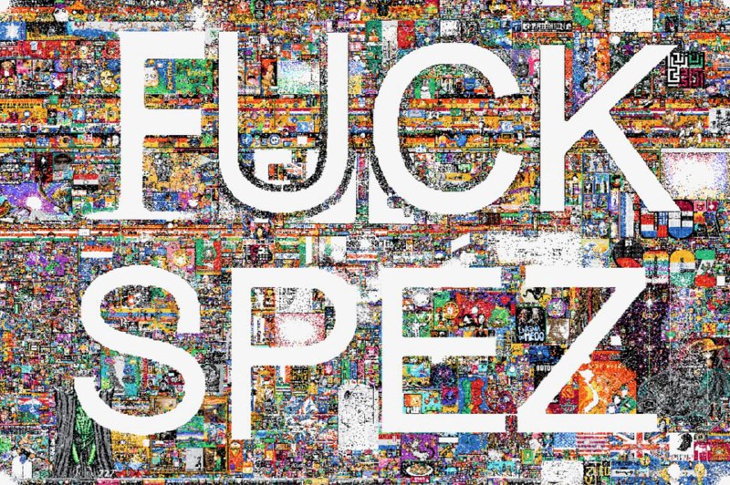 Reddit 公共画布在巨大的咒骂信息中结束用户在 r/place 即将结束时只能用白色书写，冷却时间缩减到20秒，画布将会在众人的填充下